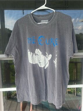 The Cure Robert Smith Portrait Graphic Tee Distressed Mineral Wash Band Shirt